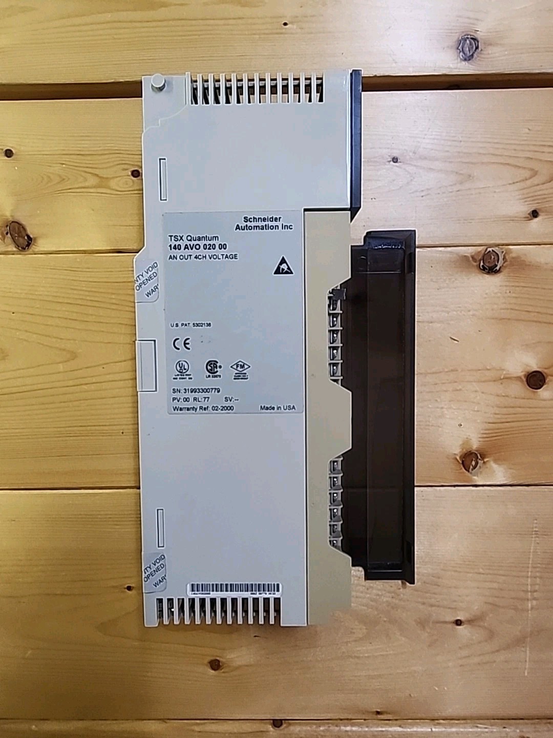 Schneider TSX Quantum 140 AVO 020 00 PLC Analog Output Module Used FAST SHIP