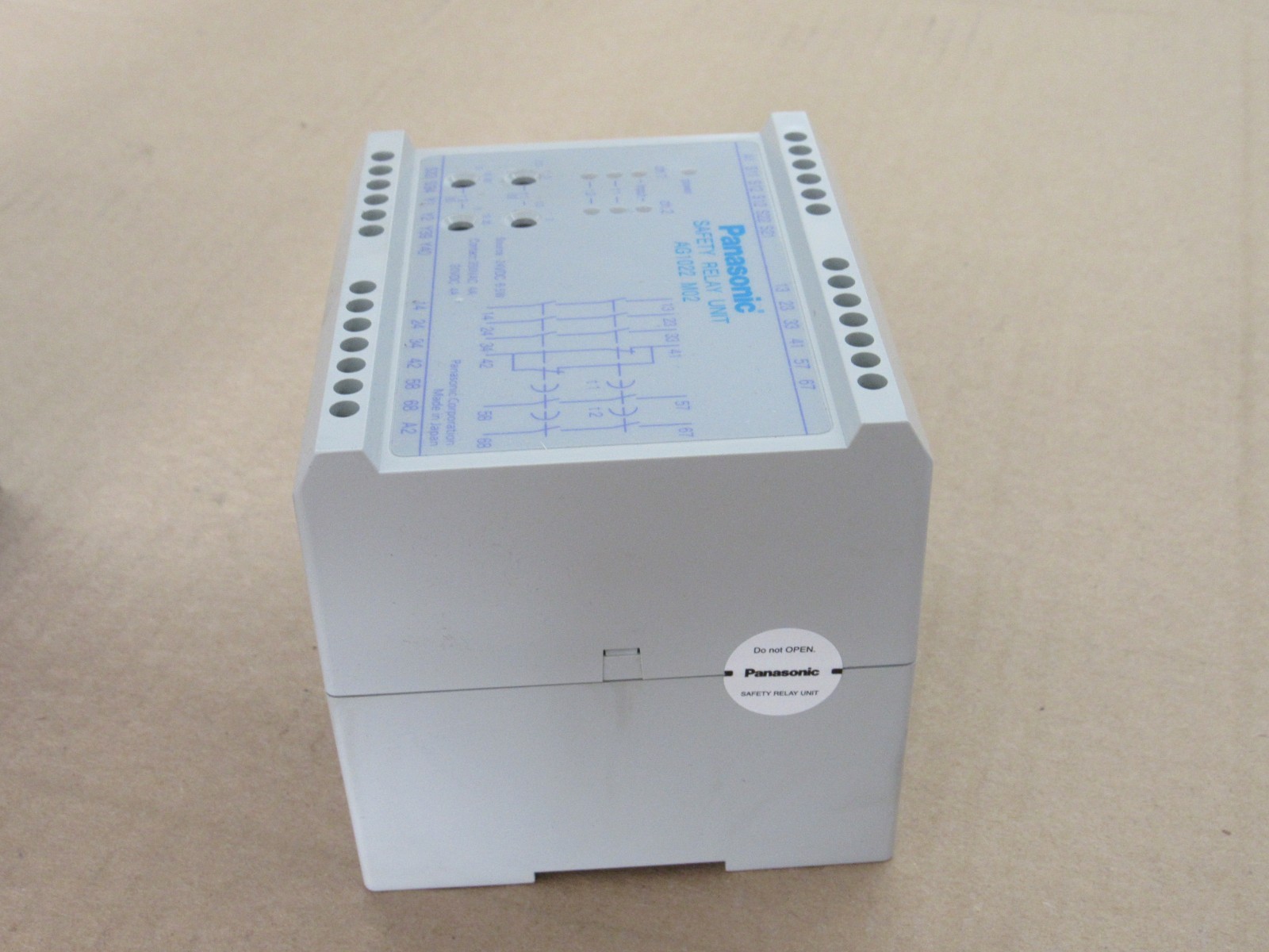 OKUMA LB15 safety relay unit E3202-801-003 Panasonic AG1022 M02