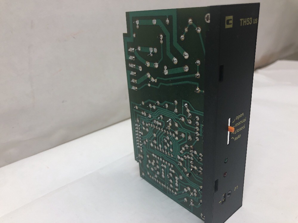 HONEYWELL TH 53 US On-Off Three Position Output Module NOS
