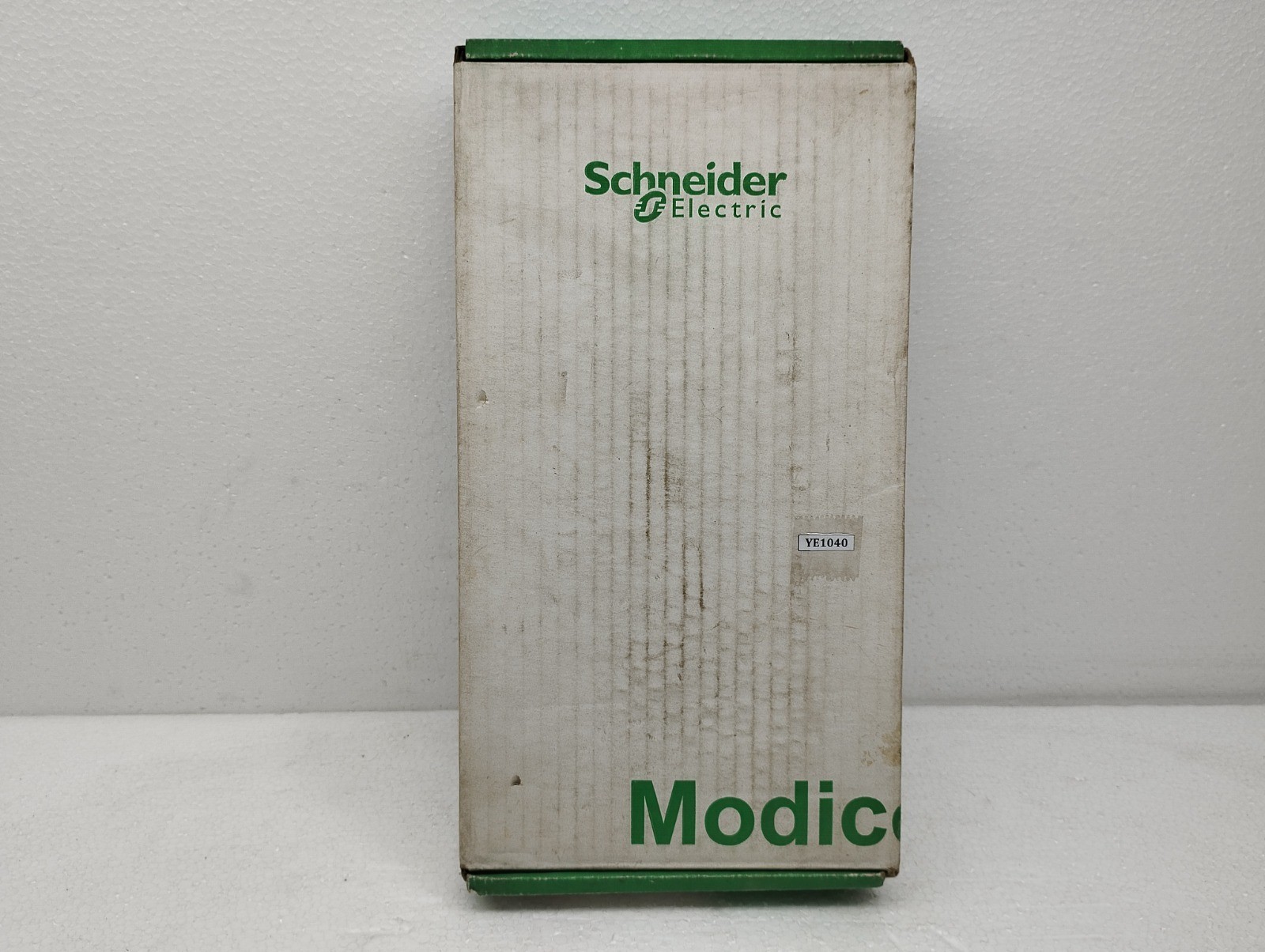 Schneider Electric 140ACO13000C Analog Output Module New Modicon PLC