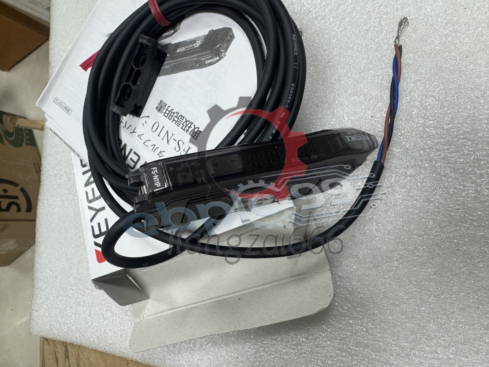 FS-N11P NIB KEYENCE FSN11P Digital Fiber Optic Sensor Amplifier