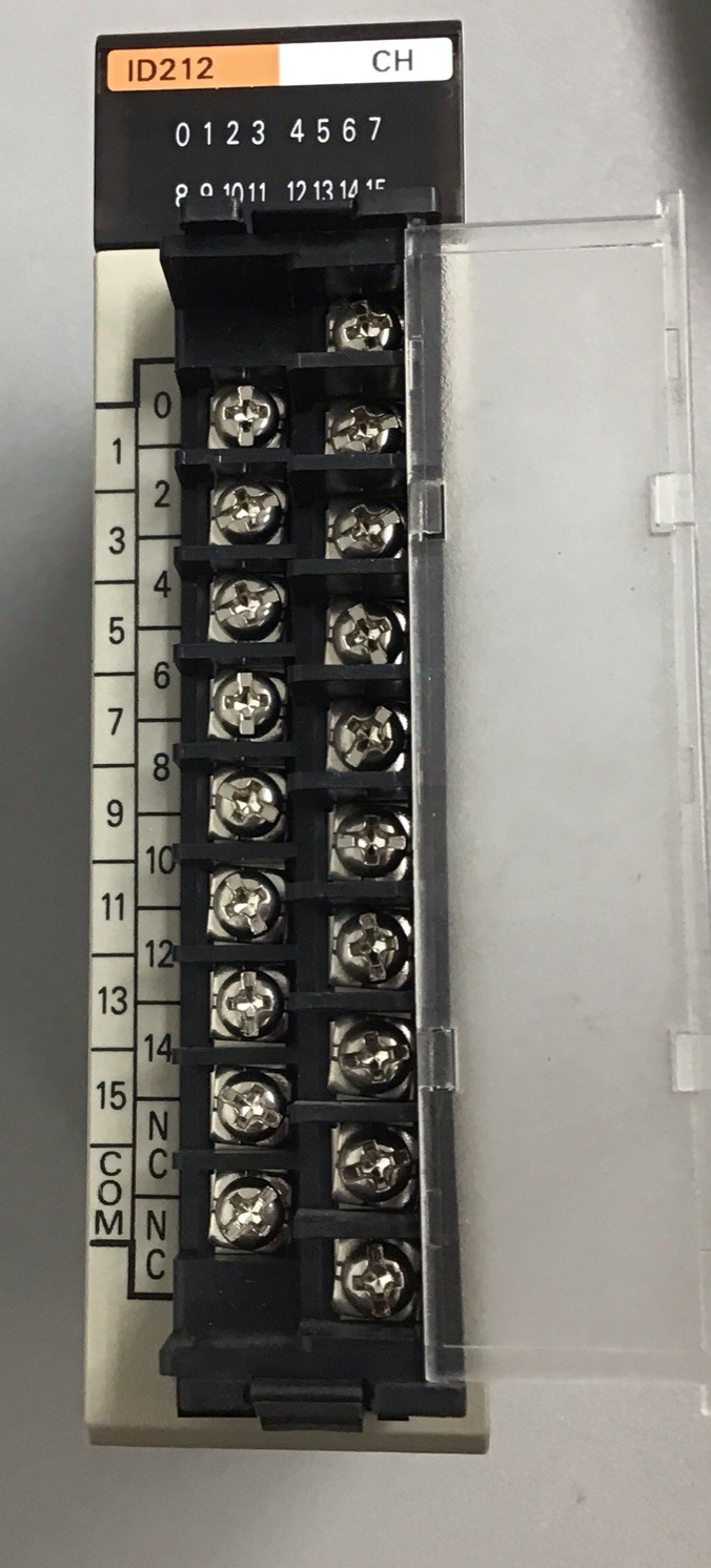 Lot Of 2 Omron Sysmac 24VDC Input Module C200H-ID212 (b625)