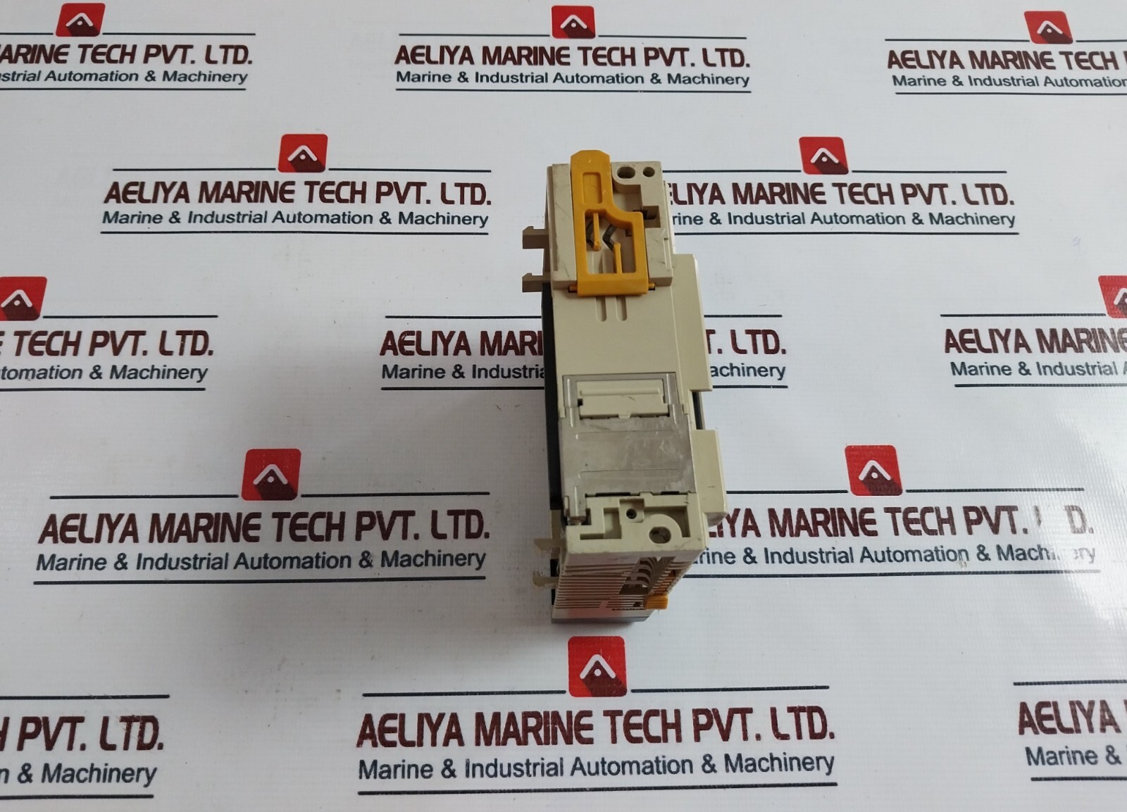 Omron CQM1-ID212 Input Unit 24VDC, 6MA, 16Points 8.00Mhz