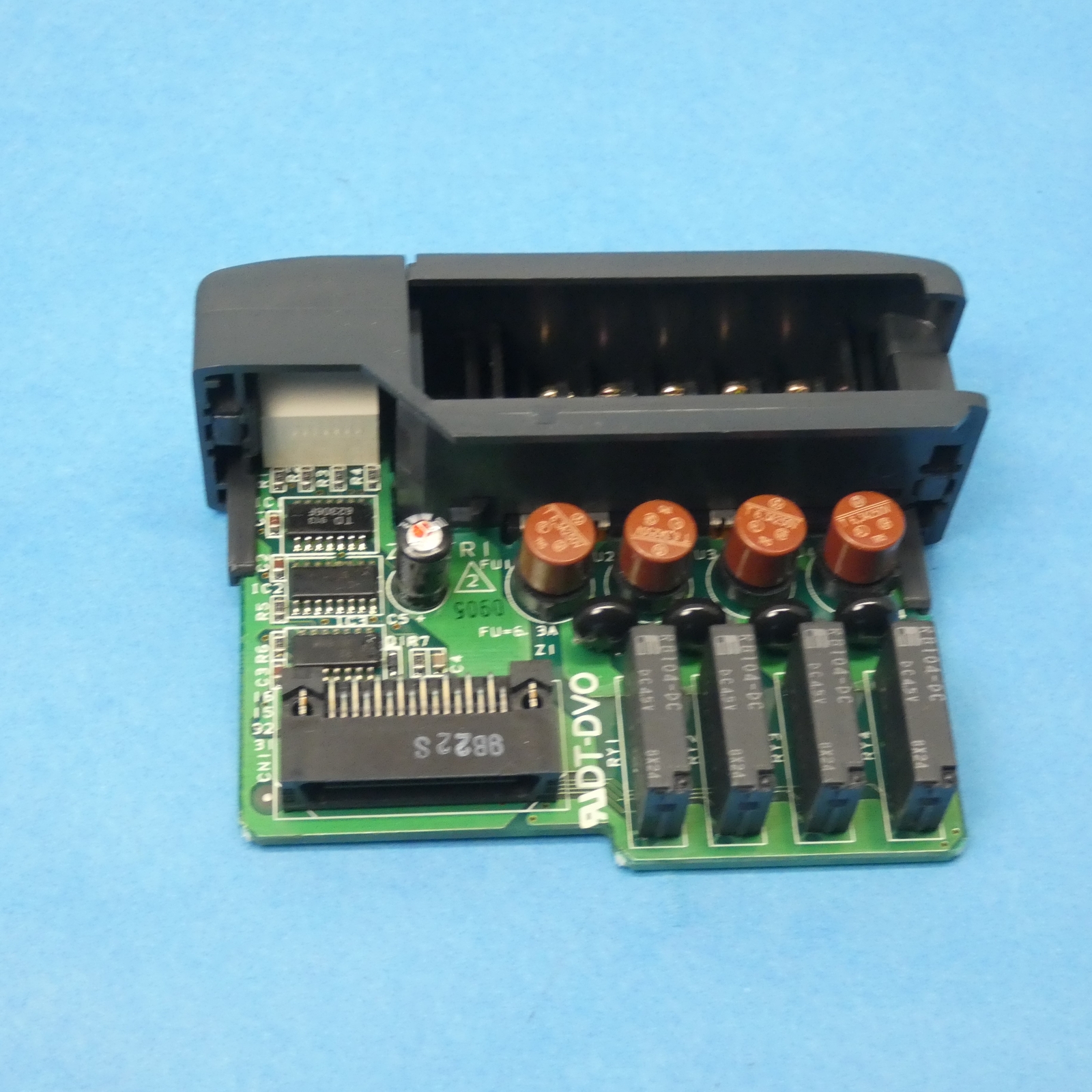 PLC Direct Logic Koyo D2-04TRS DL205 Relay Output Module
