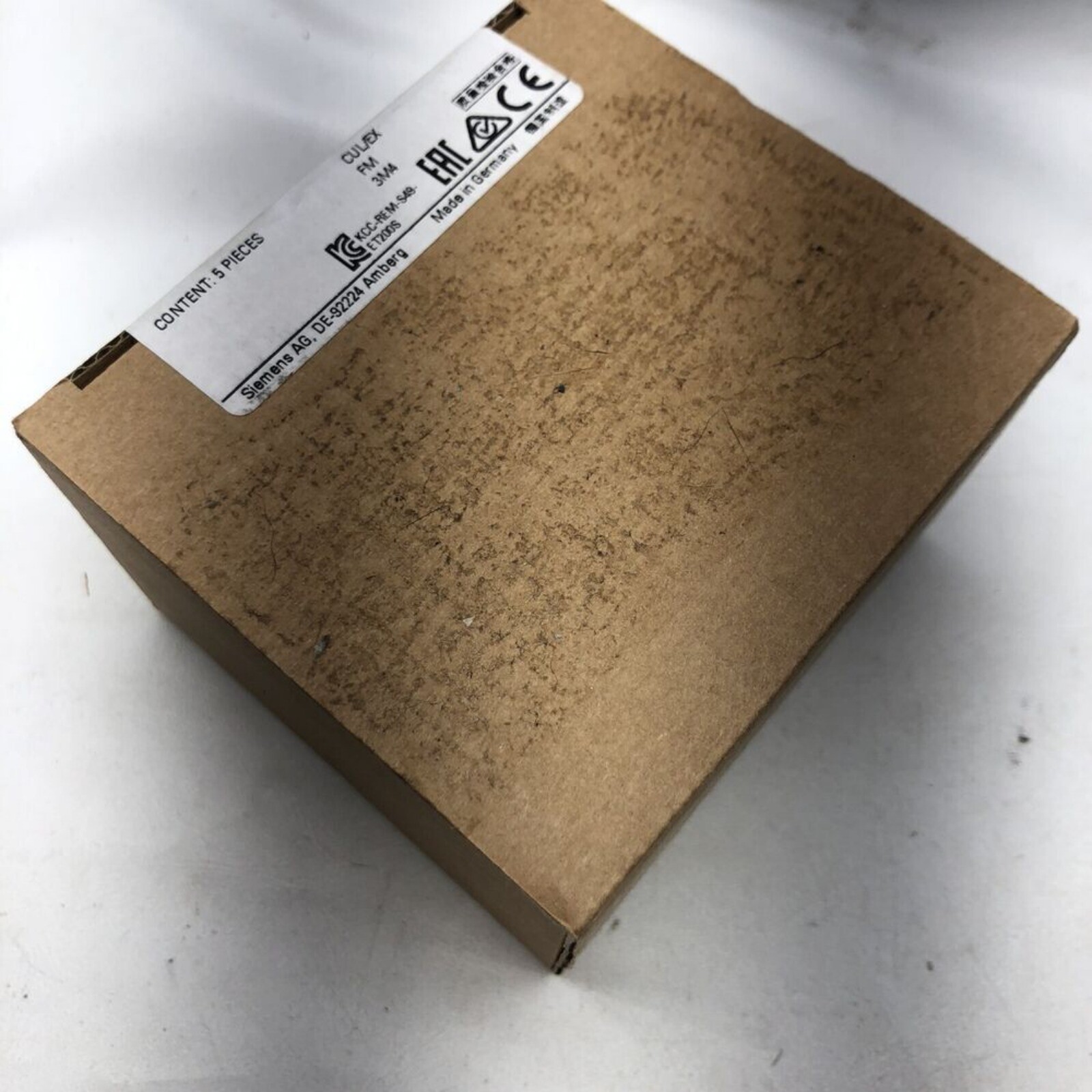 New Siemens SIMATIC DP5 electronic module 6ES7132-4BD02-0AA0 6ES7 132-4BD02-0AA0