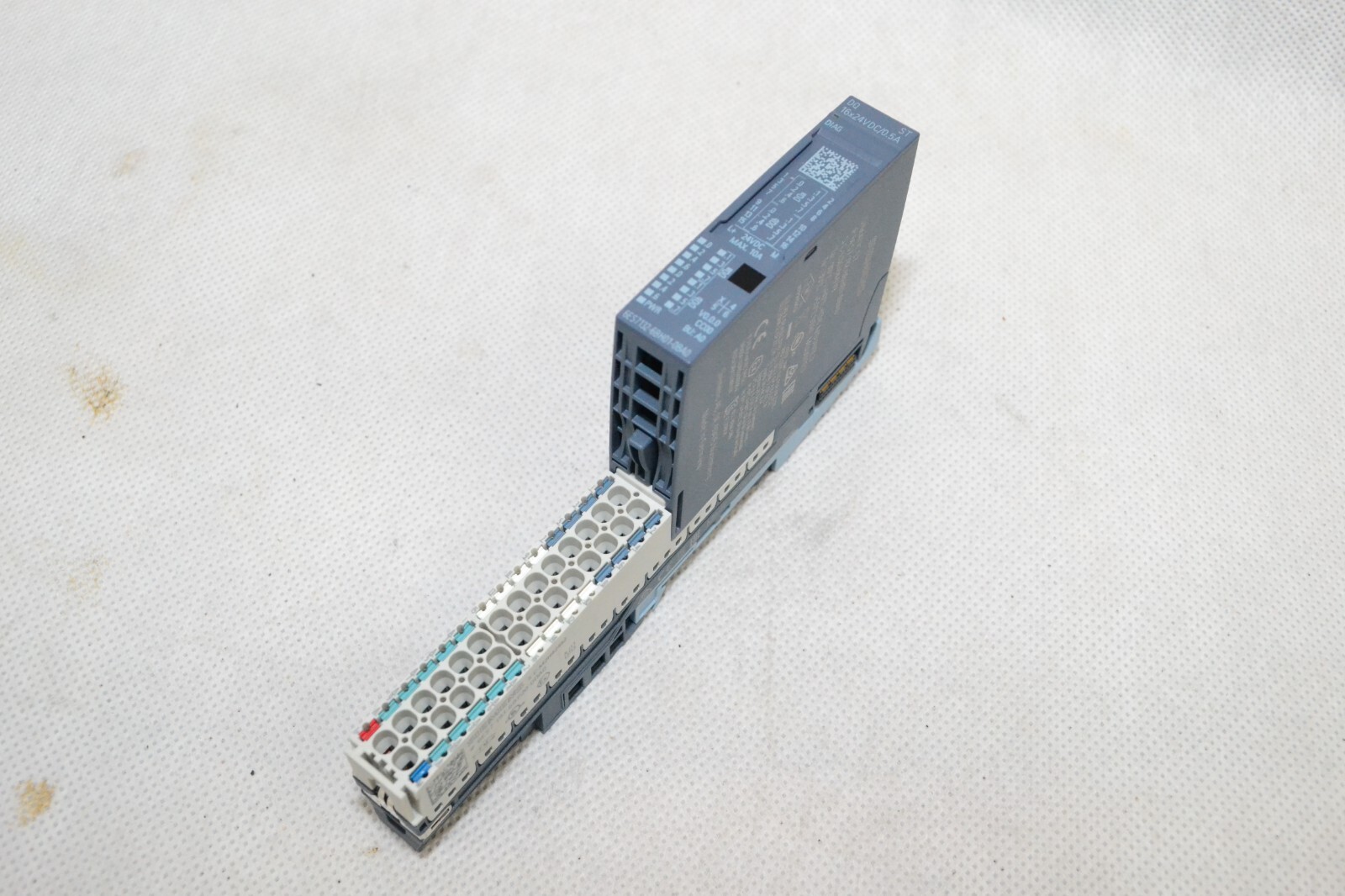 Siemens 6ES7 132-6BH01-0BA0 Simatic D016x24VDC/0.5A ET200SP ST Socket 193-6BP20