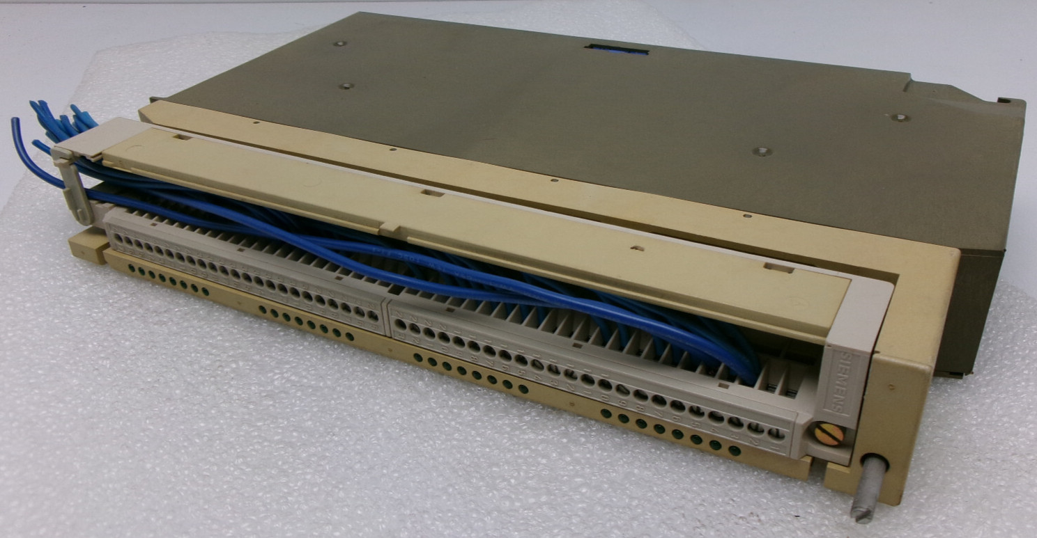 SIEMENS SIMATIC S5 DIGITAL INPUT 32x24V DC 6ES5 420-7LA11 #311F