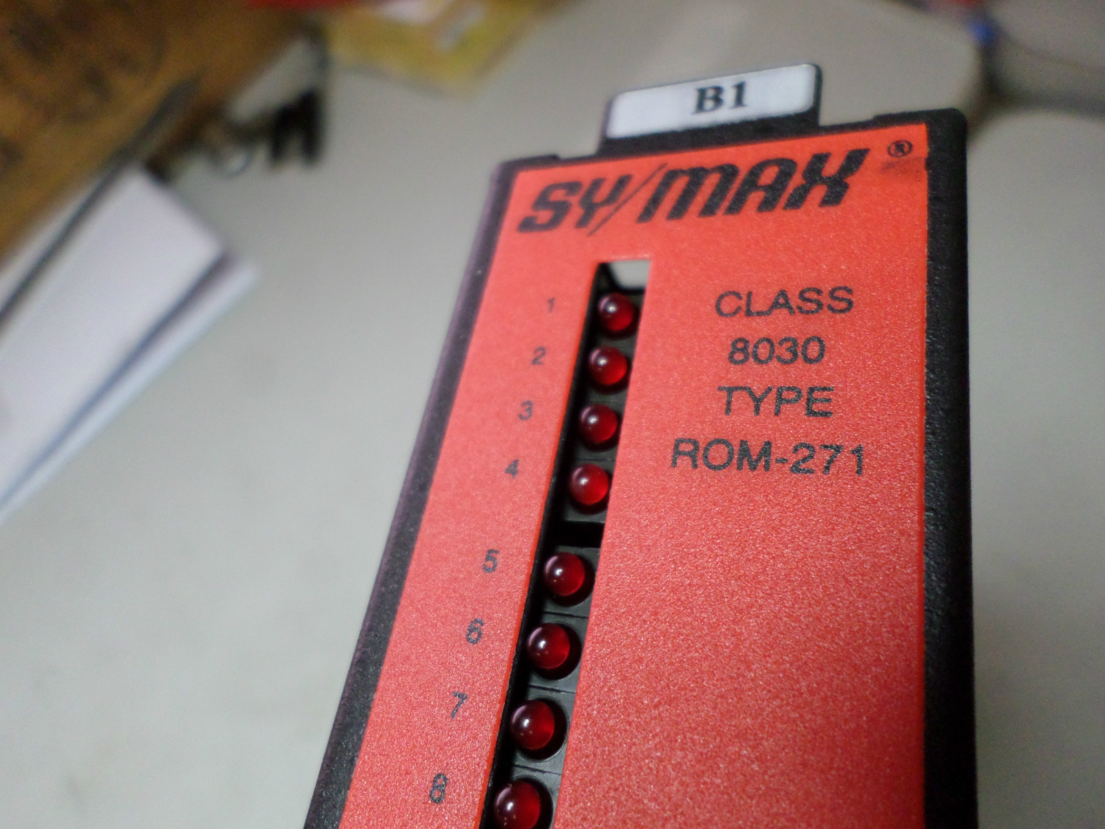 SQUARE D – SYMAX FUSED RELAY OUTPUT MODULE – 16 CHANNELS – ROM-271