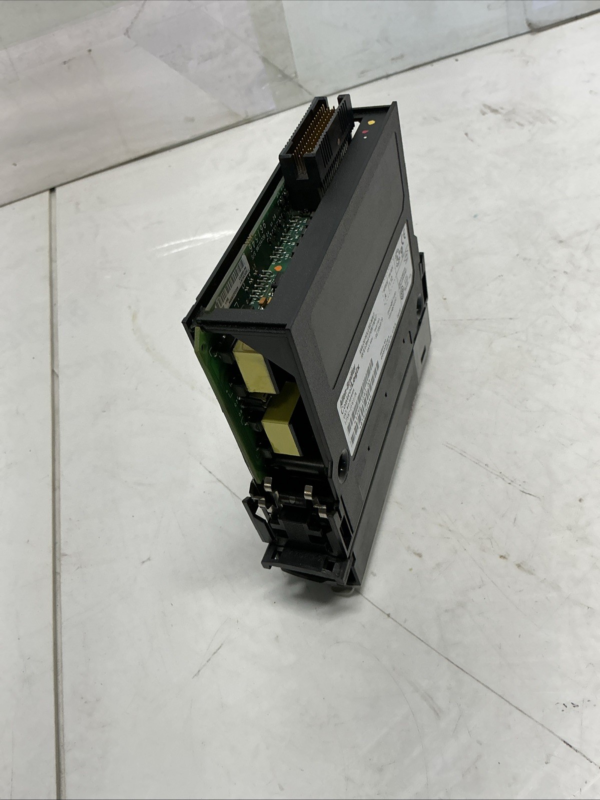 Allen-Bradley 1756-IF6I/A Analog Isolated input Module. Z-244