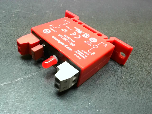 Crydom Crouzet DR-ODC24 Output Module Relay 13-32VDC 84115430