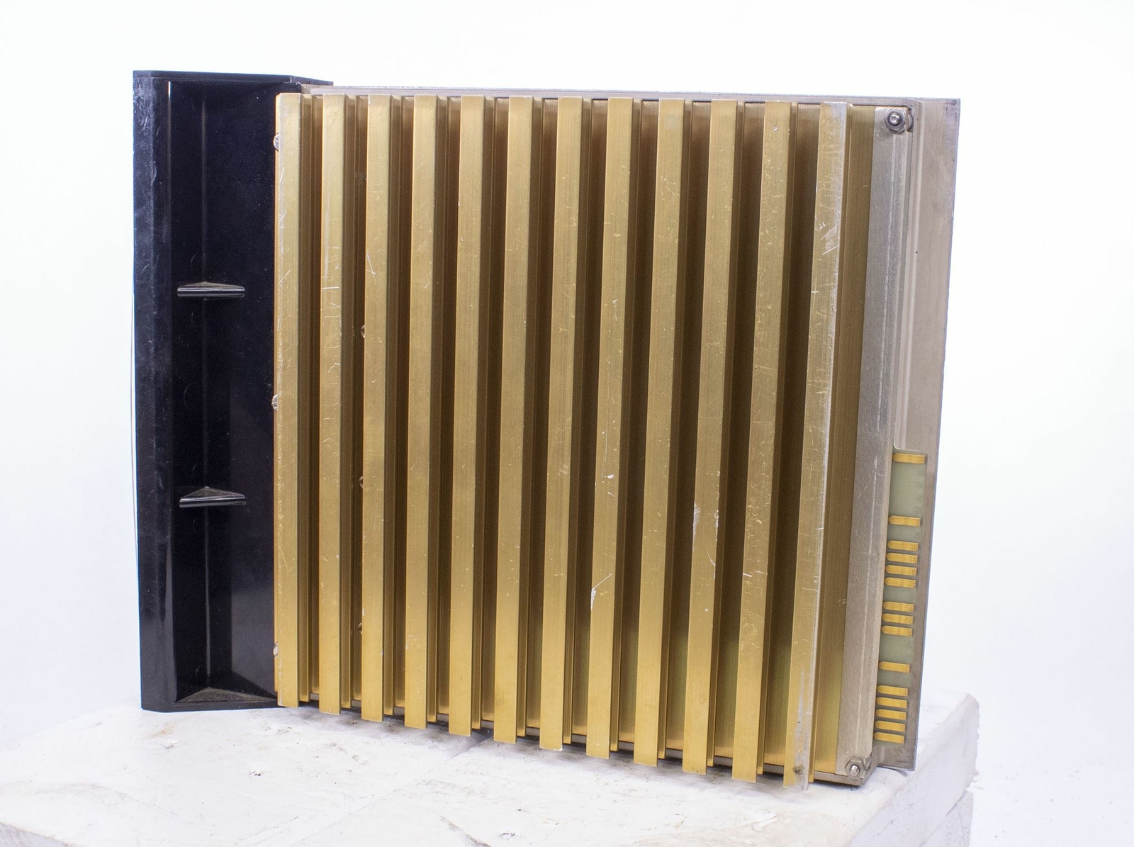 Modicon Input Output Module B460