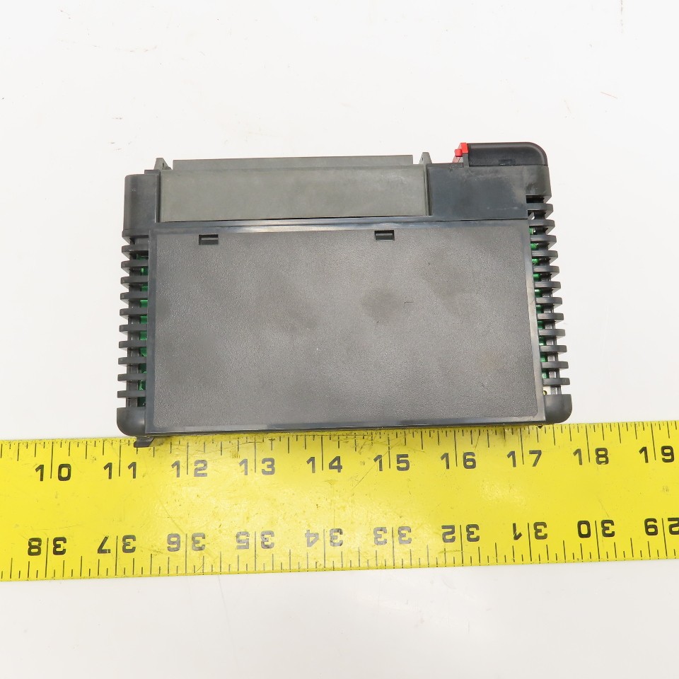 Siemens D4-16TD1 Simatic Output Module 5-24VDC