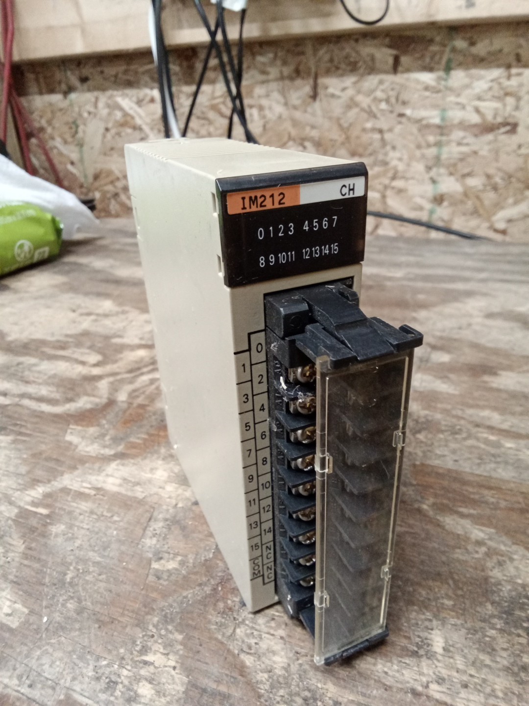 Omron C200H-IM212 Input Unit 24 V DC/AC 16 Point C200HIM212