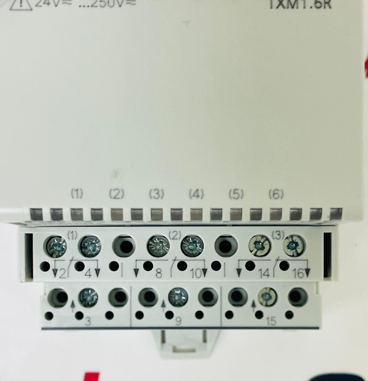 SIEMENS TXM1.6R Input Output Module 553-141
