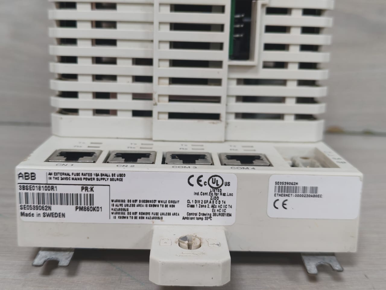 ABB AC 800M/PM860 3BSE018110R1 PR;G PROCESSOR WITH 3BSE018100R1/PM860K01 BASE