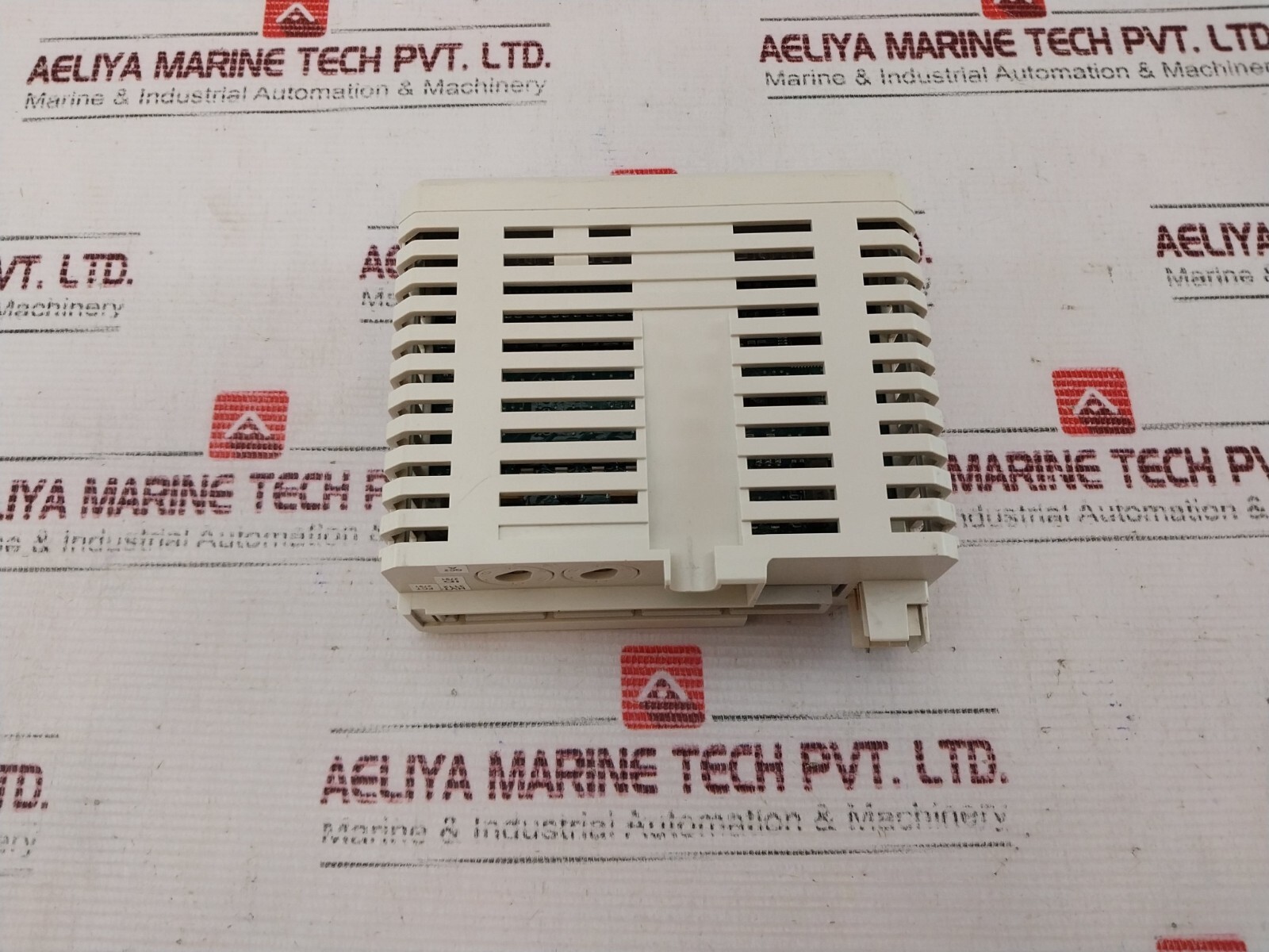 ABB DO810 Digital Output Module 16CH 24V 0.5A SURROUNDING AIR TEMP 55°C