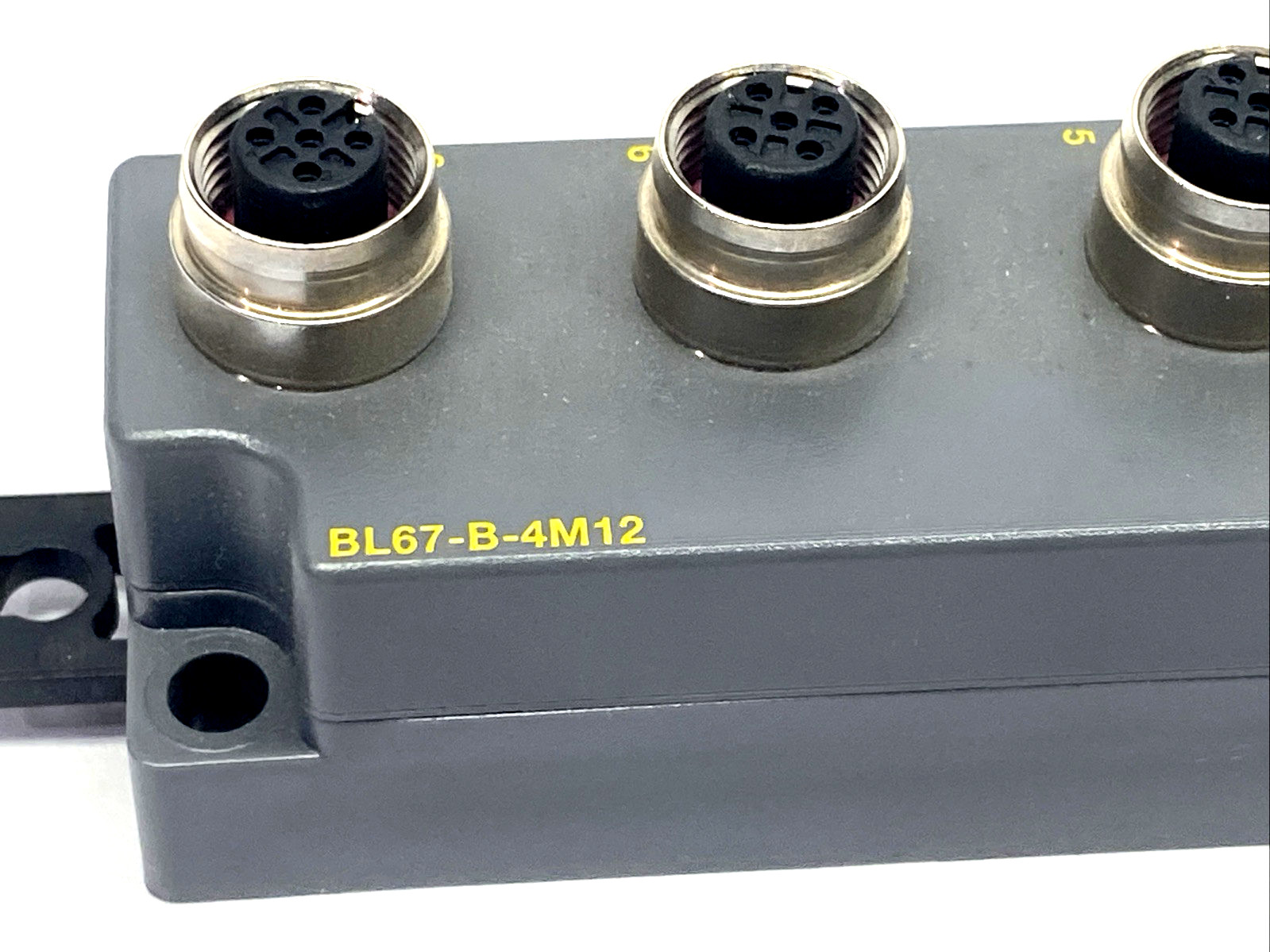 Turck BL67-B-4M12 Base Module, I/O Module Rack, x4 M12 5-Pin Female, 6827187