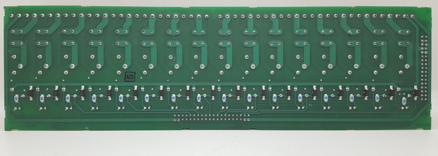 ALLEN BRADLEY 1492-XMI4024-16RF SER A RELAY INTERFACE MODULE 20-26 VDC