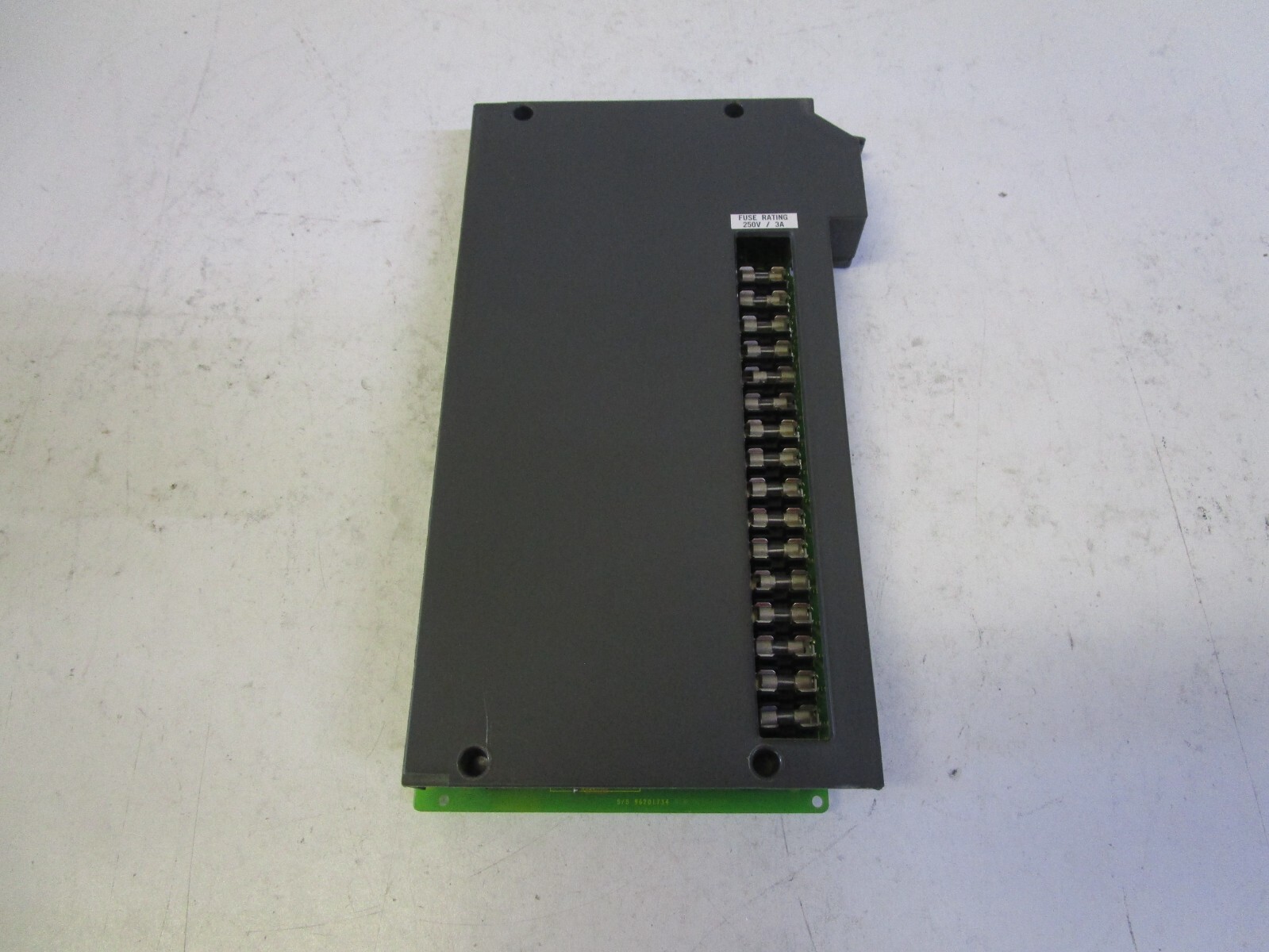 ALLEN BRADLEY 1771-OD16/B REV A03 120V AC OUTPUT MODULE (NO SWING ARM)-FREE SHIP