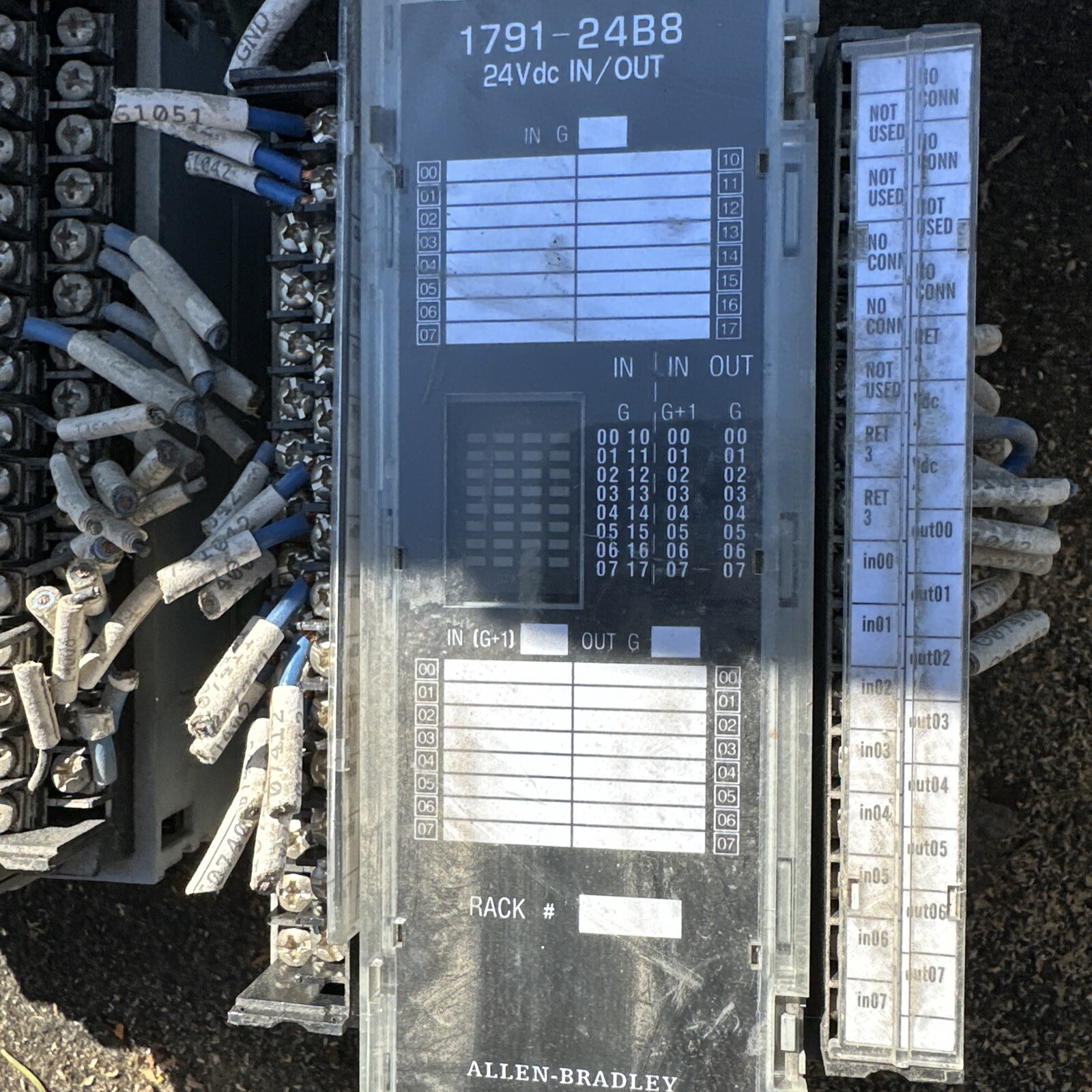 allen bradley1791-24B8