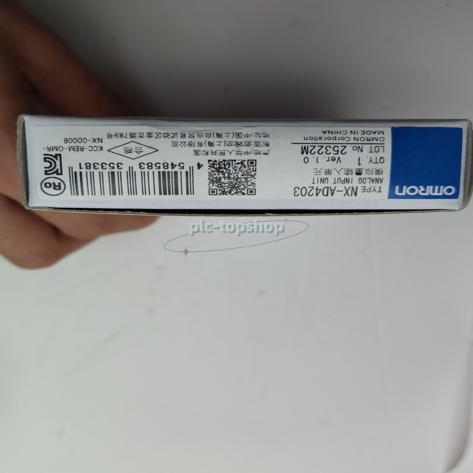 1PC NX-AD4203 New in Omron Sealed Box Fast Ship PLC