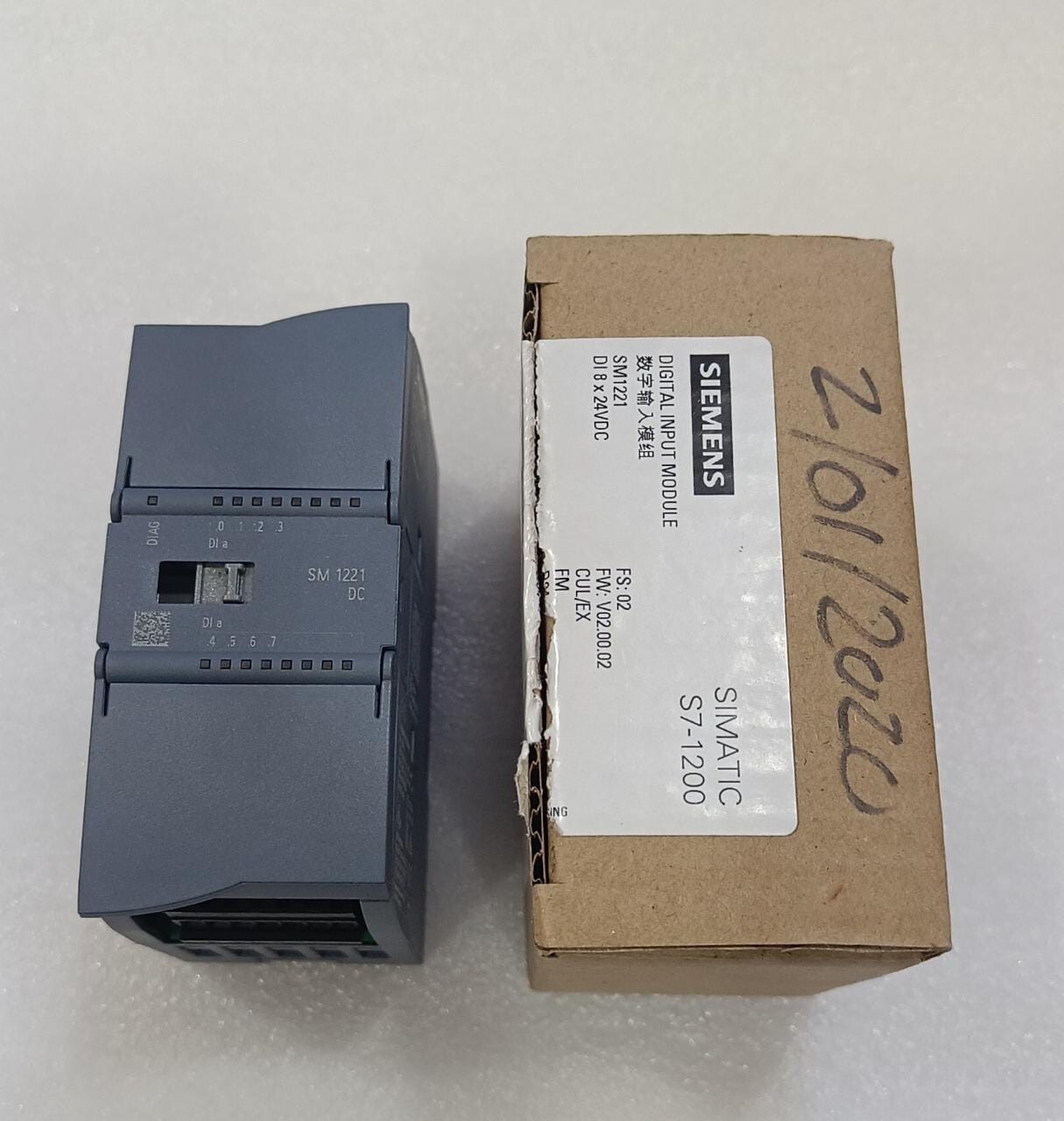 1PC NEW OPEN BOX Siemens 6ES7221-1BF32-0XB0 6ES7 221-1BF32-0XB0