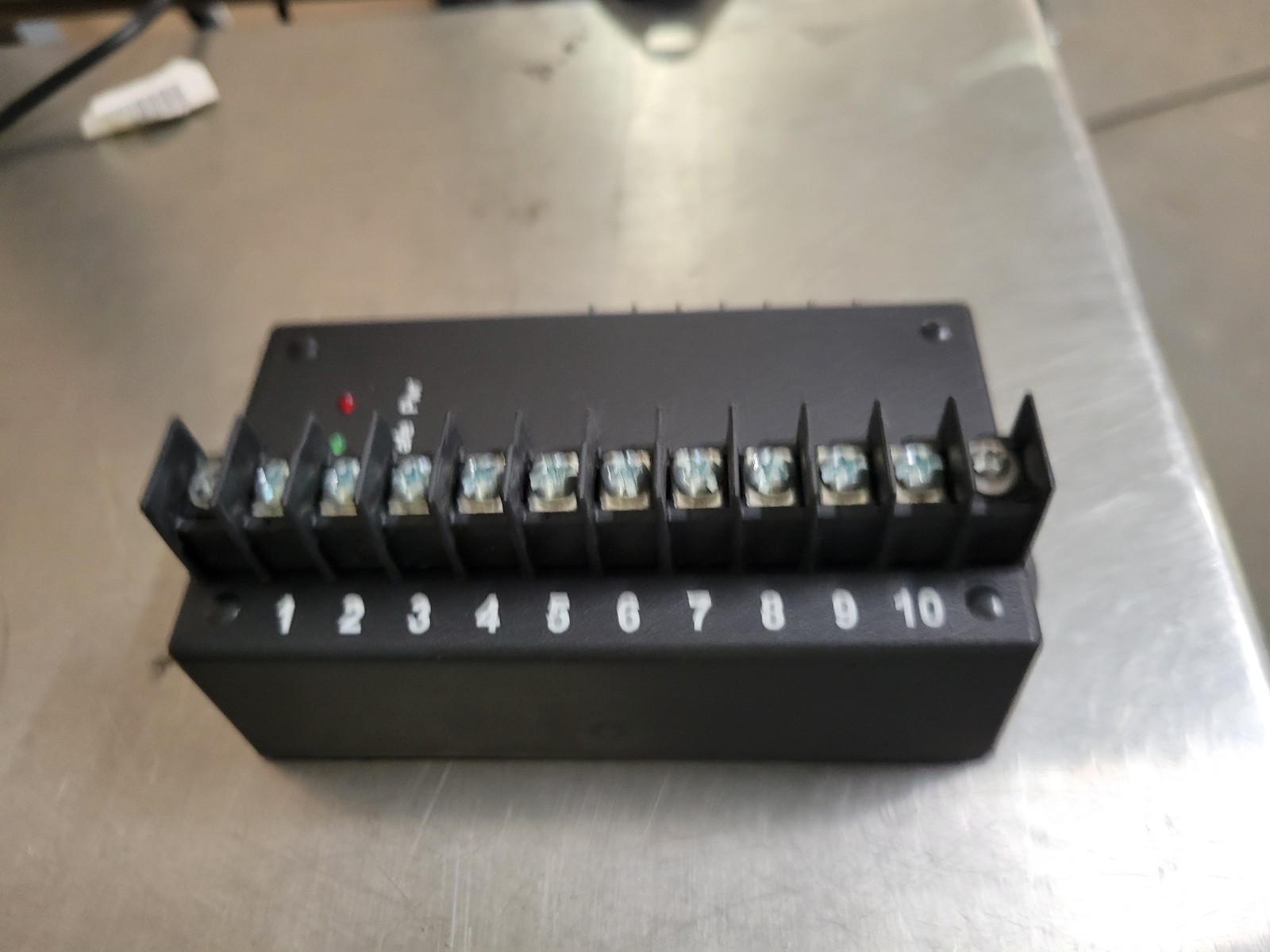 Unbranded 10-Channel I/O Controller Module, Safe/Pwr LEDs, Screw Terminals