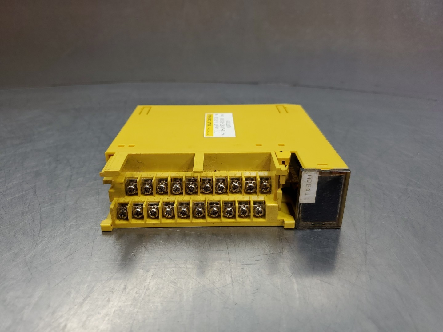 FANUC A03B-0807-C154 (A0D16D) OUTPUT MODULE **Missing Door Panel** 3C-47