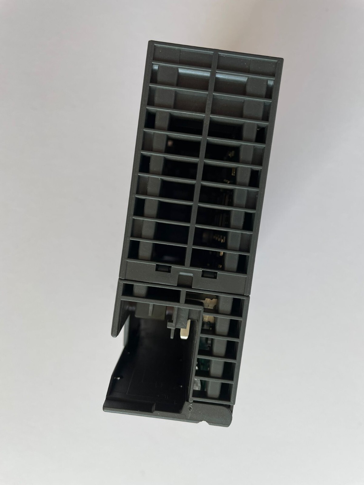 6ES7322-1BF01-0AA0 Siemens, SIPLUS Digital Output Module 6ES73221BF010AA0 new