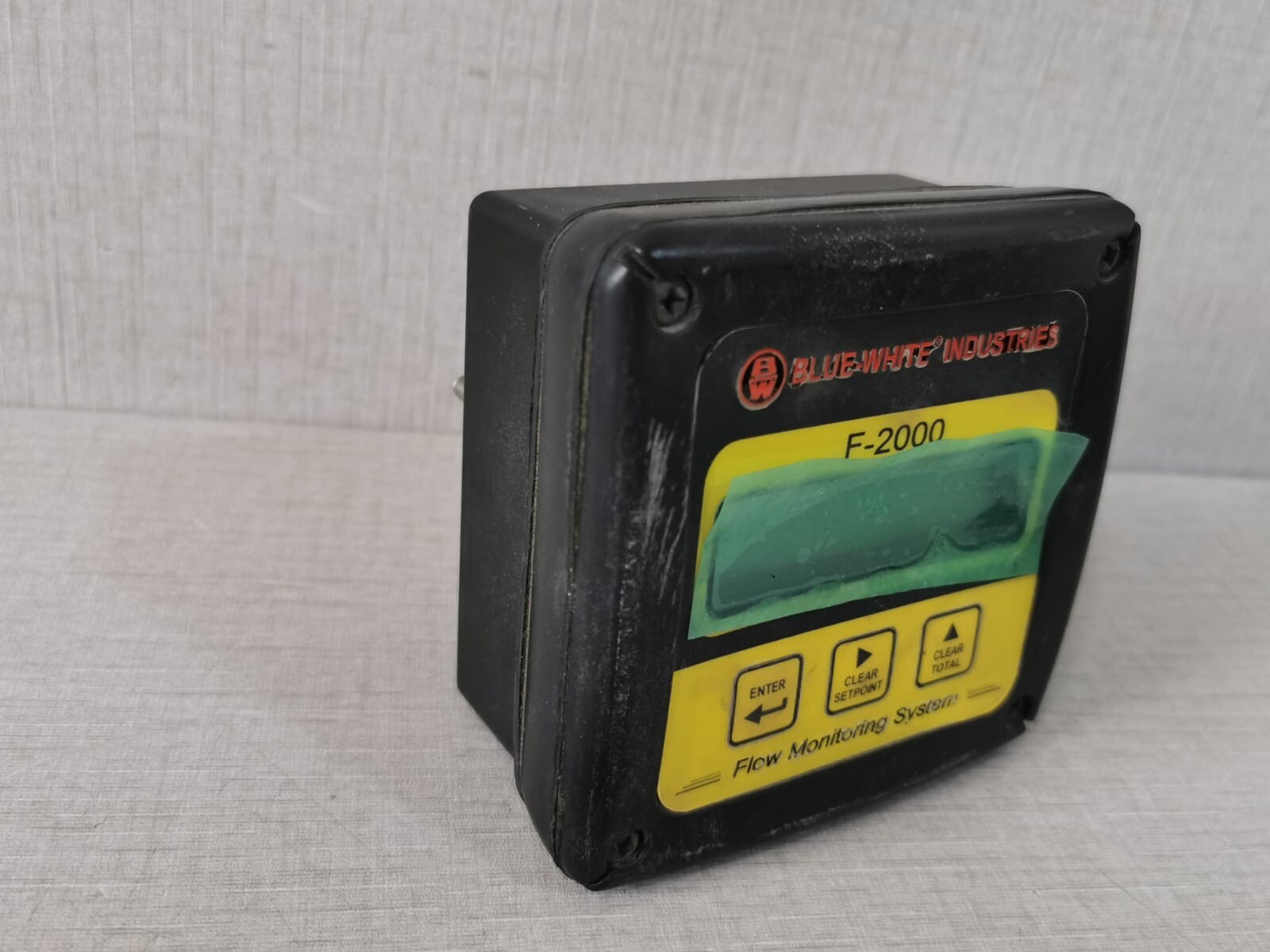 BLUE-WHITE F-2000 FLOW MONITORING SYSTEM W/O ANY ACCS.