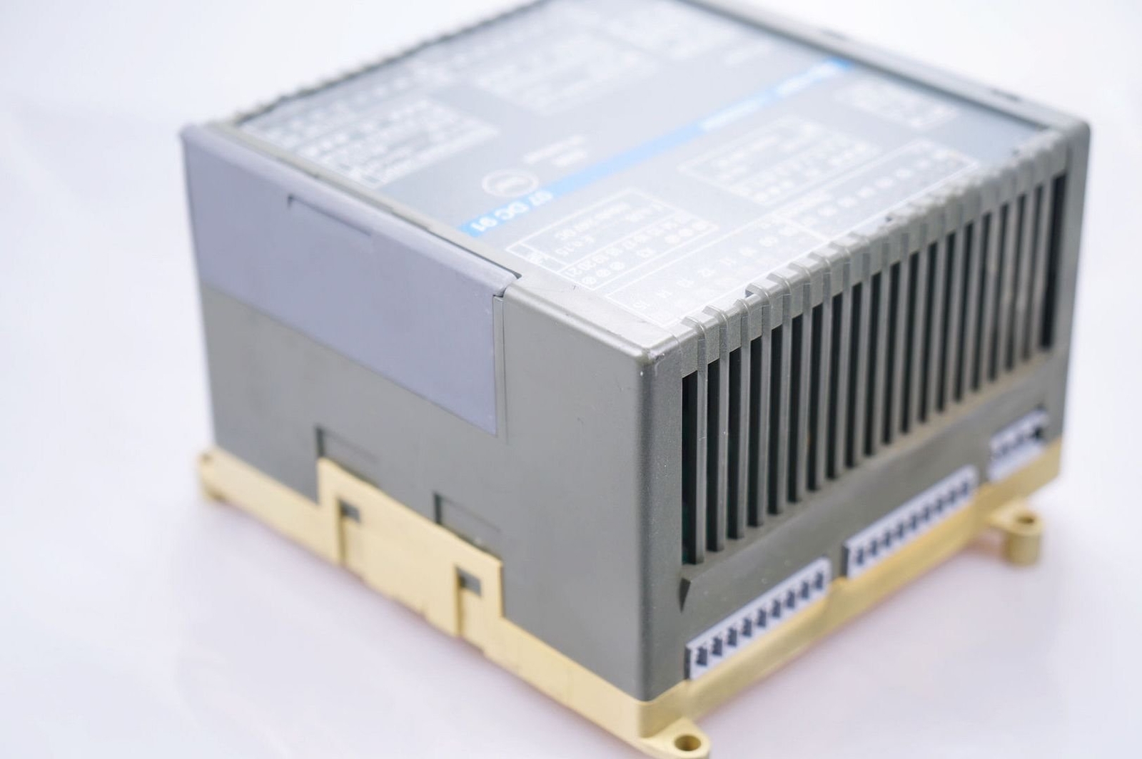 ABB I/O Unit KBA L0055994 07DC91 GJR5251400R3202, Bottom Faulty