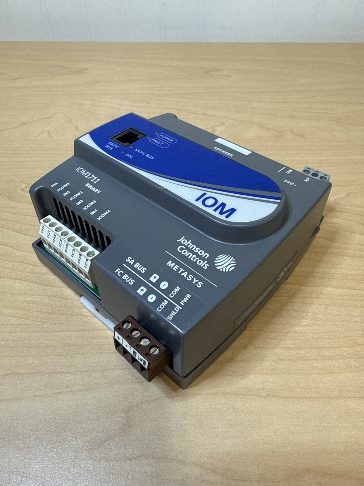 Johnson Controls IOM IOM1711 Metasys I/O Module Controller