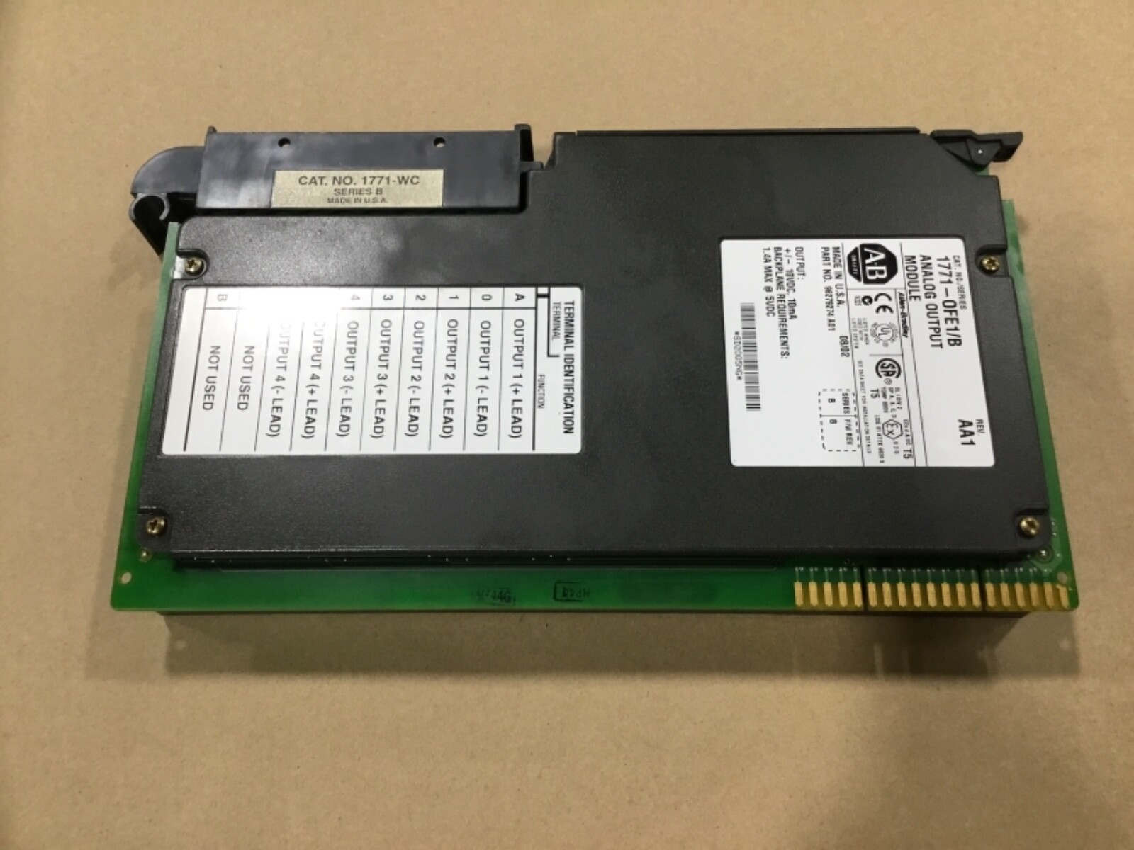 Allen-Bradley 1771-0FE1/B AA1 Analog Output Module #06Z31