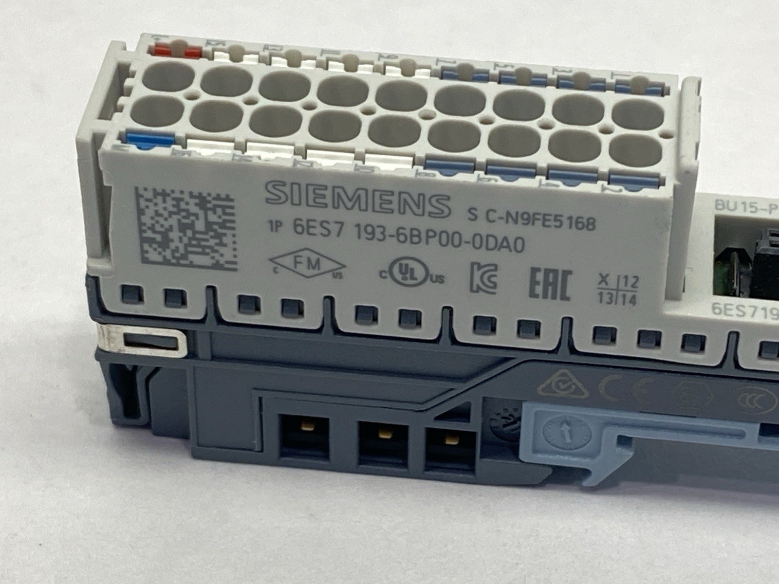 Siemens 6ES7 193-6BP00-0DA0 SIMATIC ET200SP Base Unit