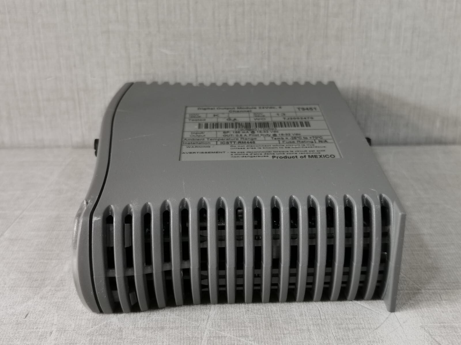 ROCKWELL AUTOMATION AADVANCE 9451 DO DIGITAL OUTPUT MODULE 24VDC,8 CHANNEL T9451