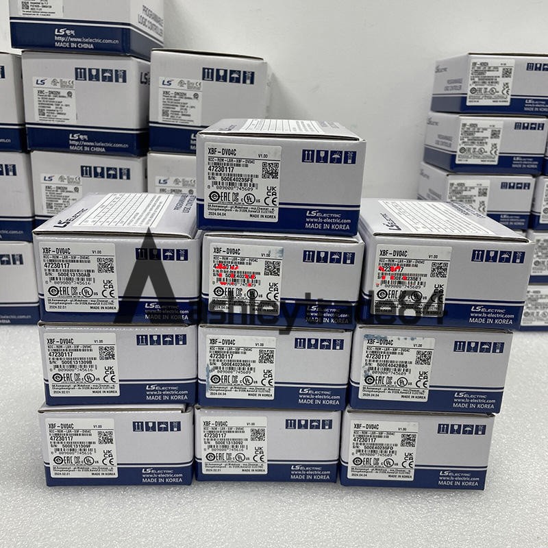 1PCS New In Box LS XBF-DV04C PLC Module