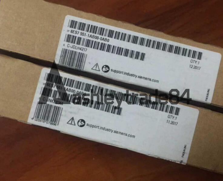 One New SIEMENS 6ES7 551-1AB00-0AB0 6ES7551-1AB00-0AB0 PLC module