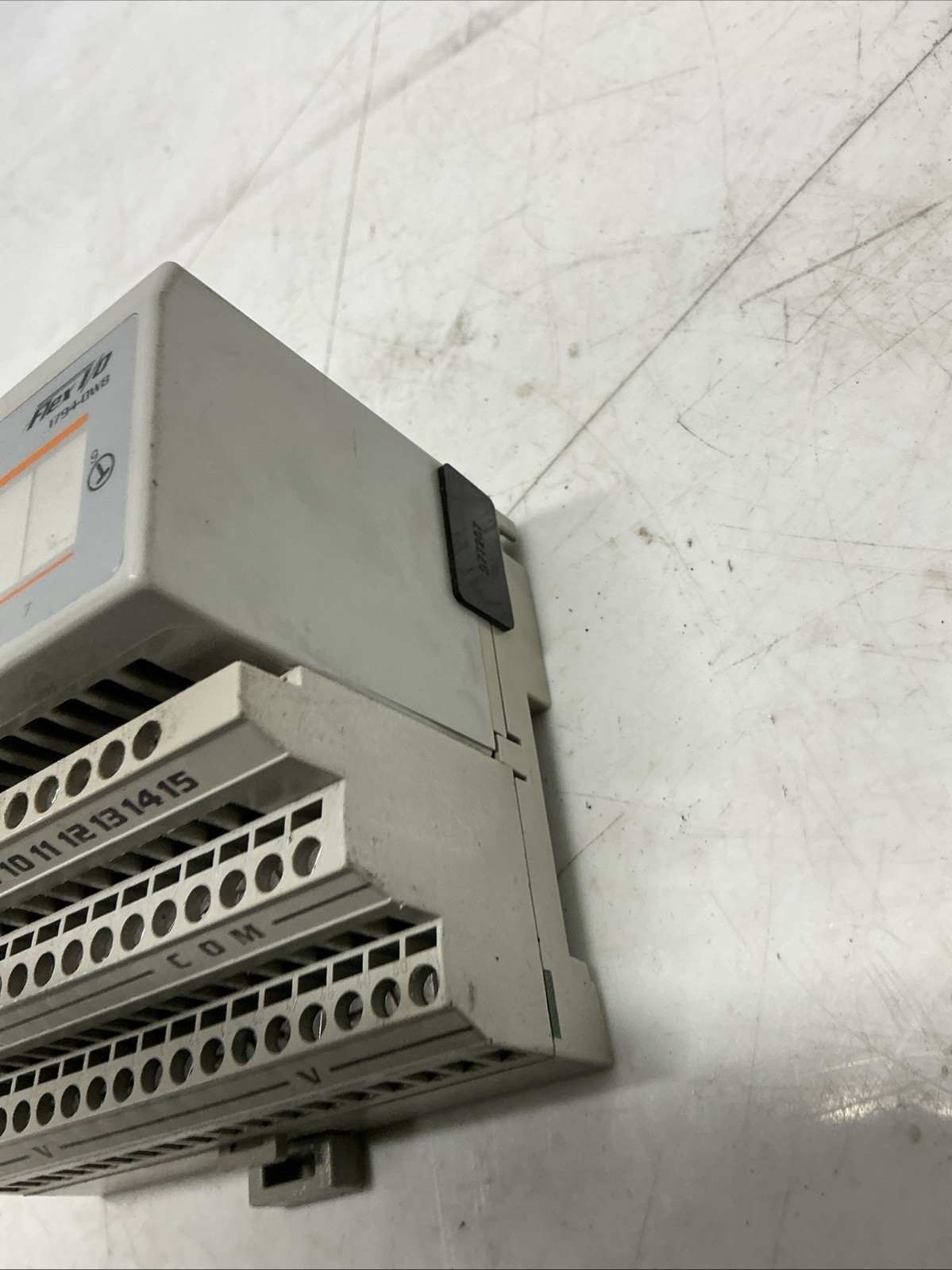 Allen Bradley 1794-OW8 SER A Relay Output AA-505