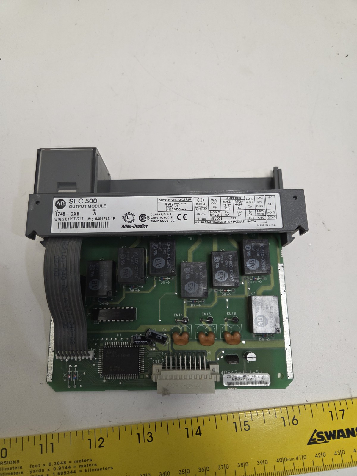 Allen Bradley 1746-0X8 Ser A SLC 500 Output Module (Missing Cover And Contacts)