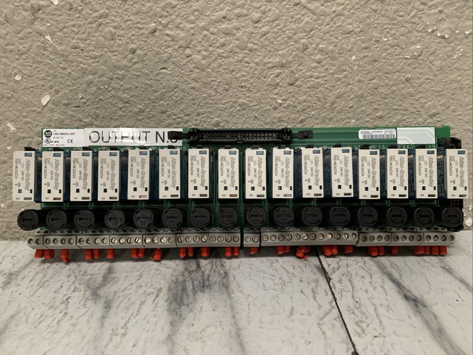 Allen Bradley 1492-XIM4024-16RF