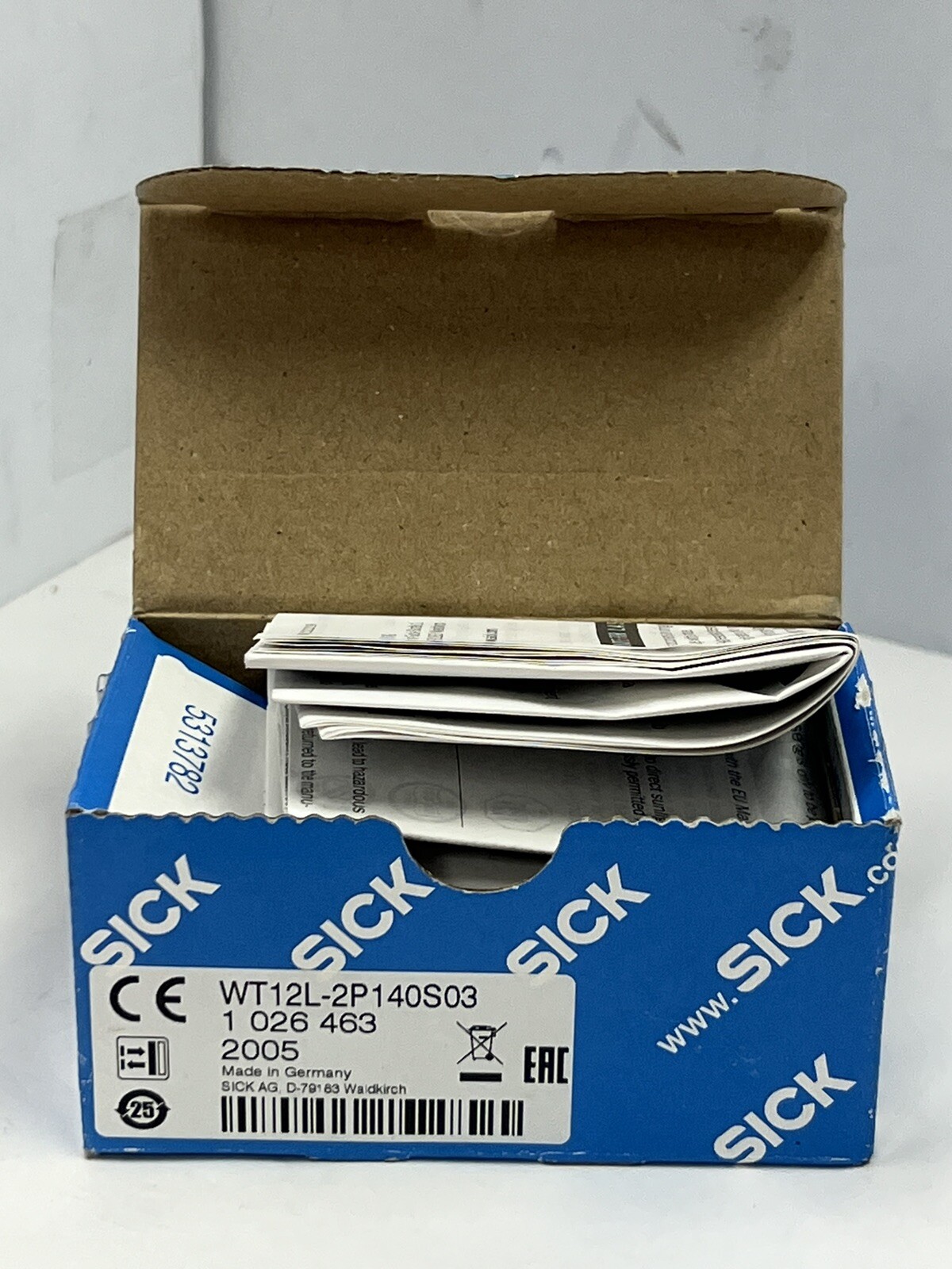 (1) NEW SICK WT12L-2P140S03 sensor