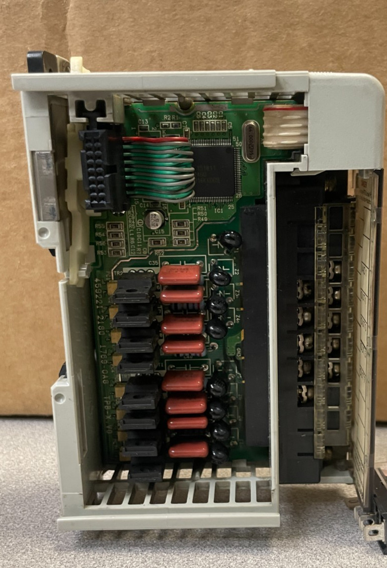 Allen Bradley Output Module 1769-OA8