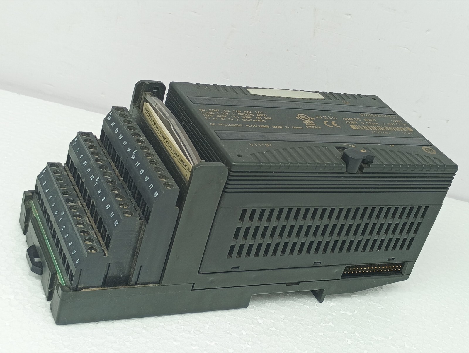 GE Fanuc IC200ALG430J Analog Mixed Curr 4-20mA 2 OUT/4 IN 12BIT Module 