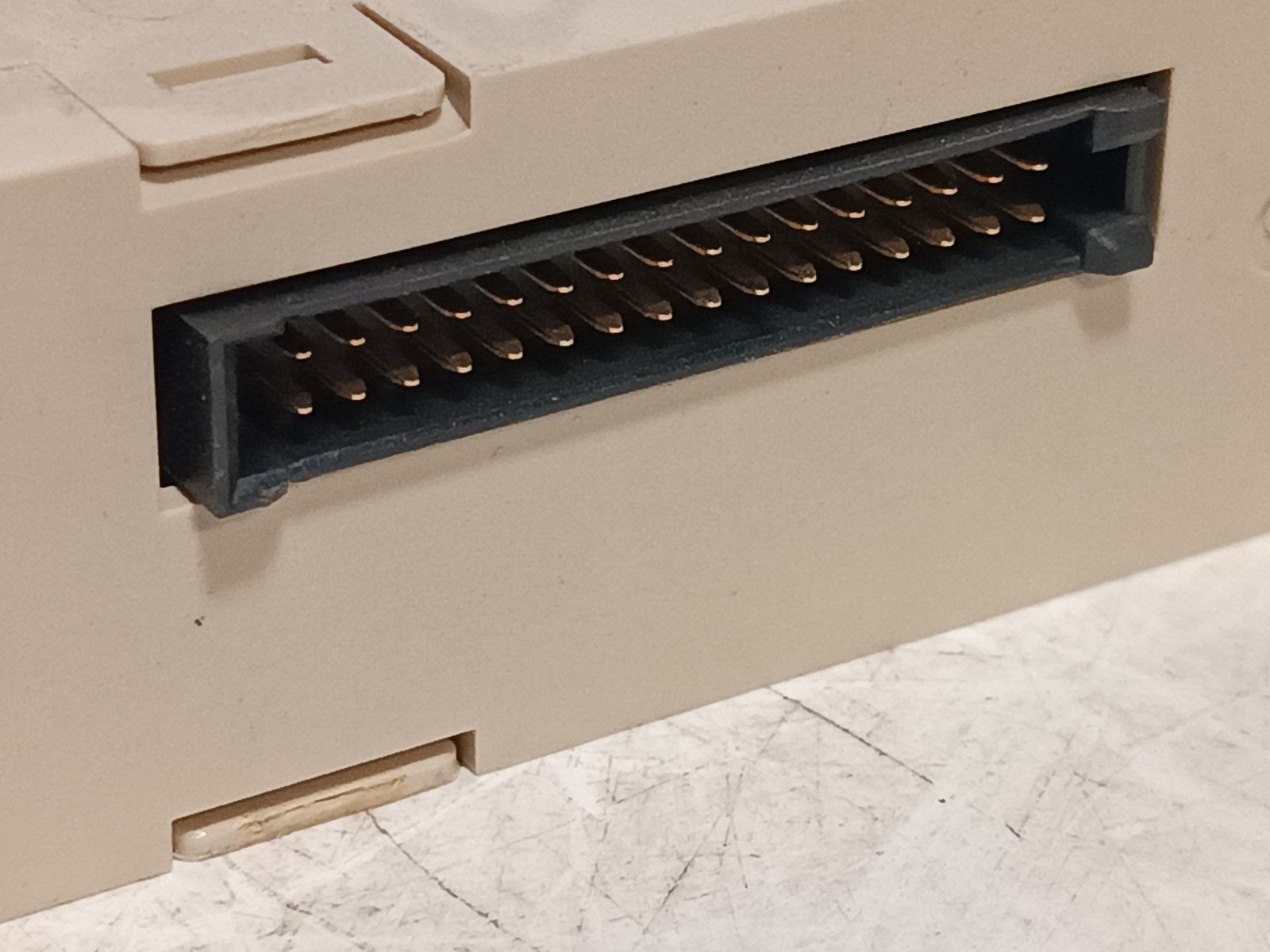 Omron C200H-ID212 DC Input Module, 16 Point, 24vdc, 7Ma, Sysmac C200
