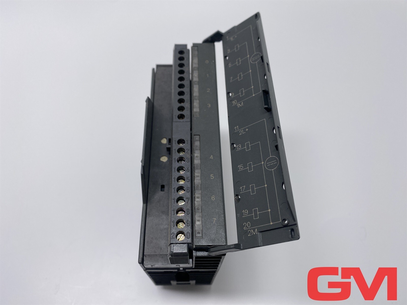 Siemens Digital Output 6ES7322-1BF01-0AA0 E: 04 Slightly Damaged