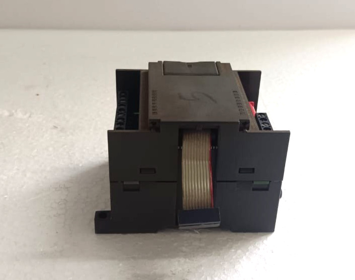 SIEMENS ANALOG INPUT MODULE 6ES7231-7PB22-0XA0 (FREE SHIPPING)