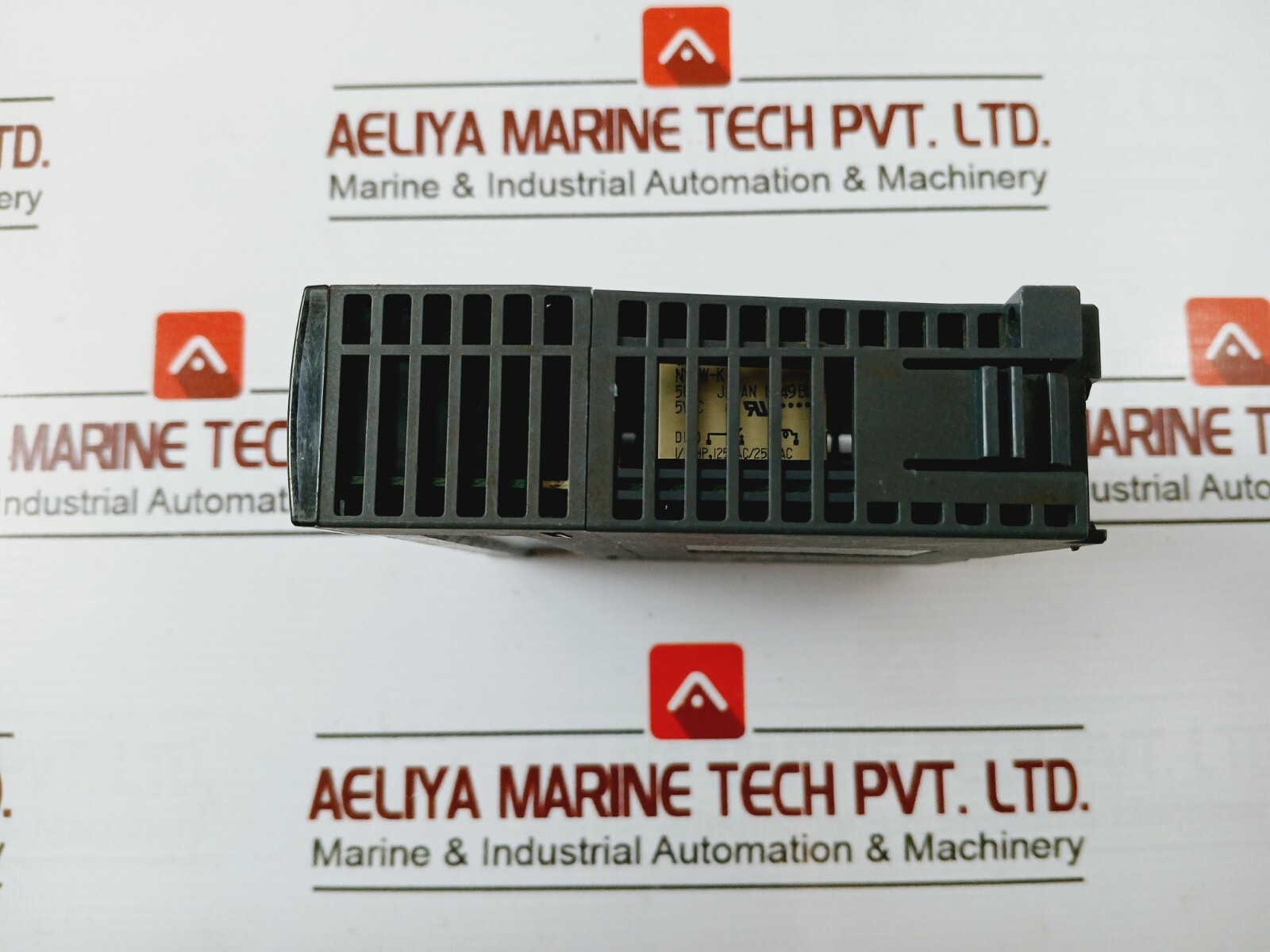 Mitsubishi Electric QY10 PLC Q Series Output module 24VDC 2A KCC-REI-MEK-TD914A5
