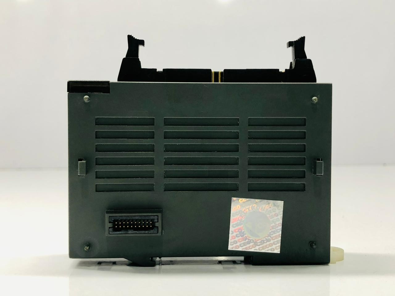 LS XBE-DC32A PLC MODULE INPUT 32 POINTS DC:24V SERIES:XBE FREE FAST SHIP