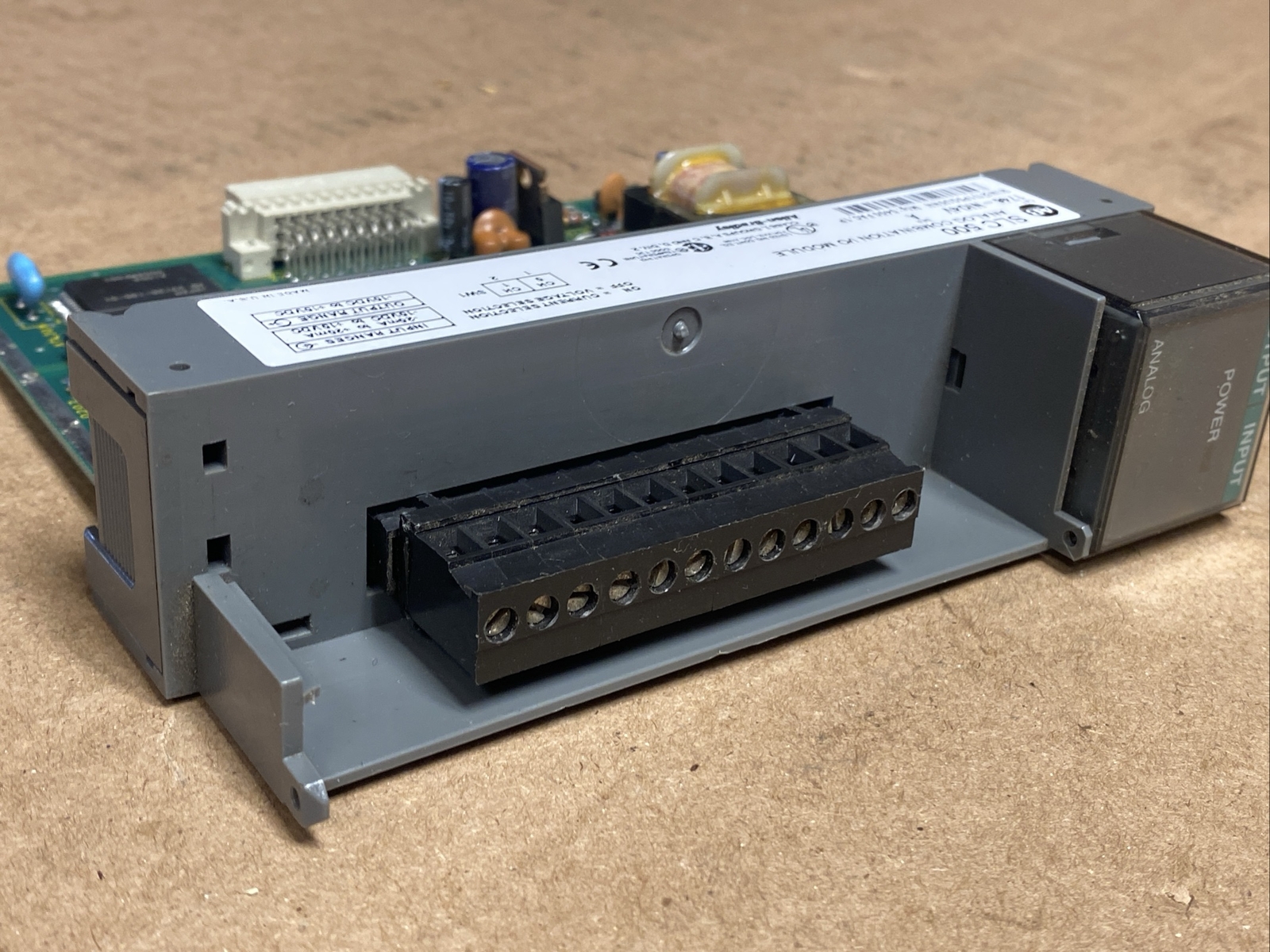 Allen Bradley Analog Combination I/O Module 1746-NIO4V Ser A NI04V FAST SHIPPING