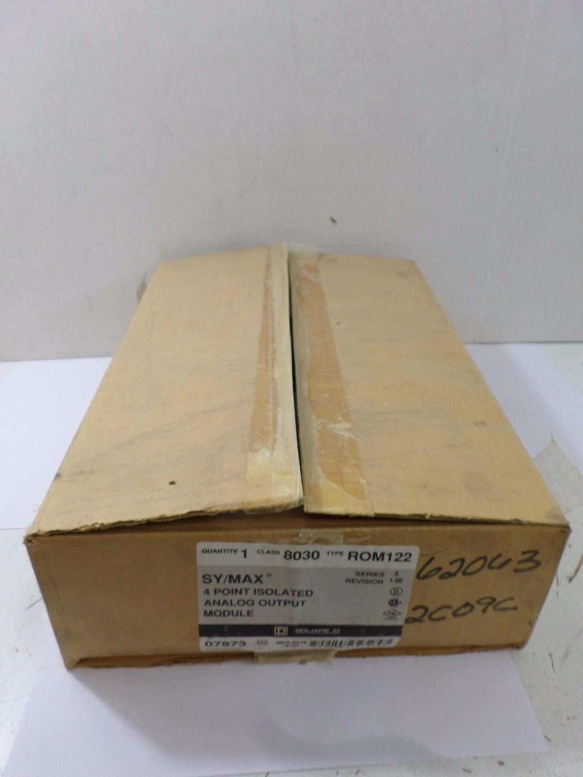 New Surplus Square D 8030 ROM122 4 Point Isolated Analog Output Module SY/MAX